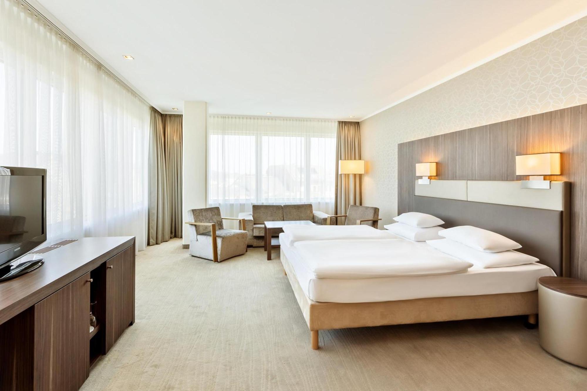 Hotel Schillerpark Linz, A Member Of Radisson Individuals Exterior photo